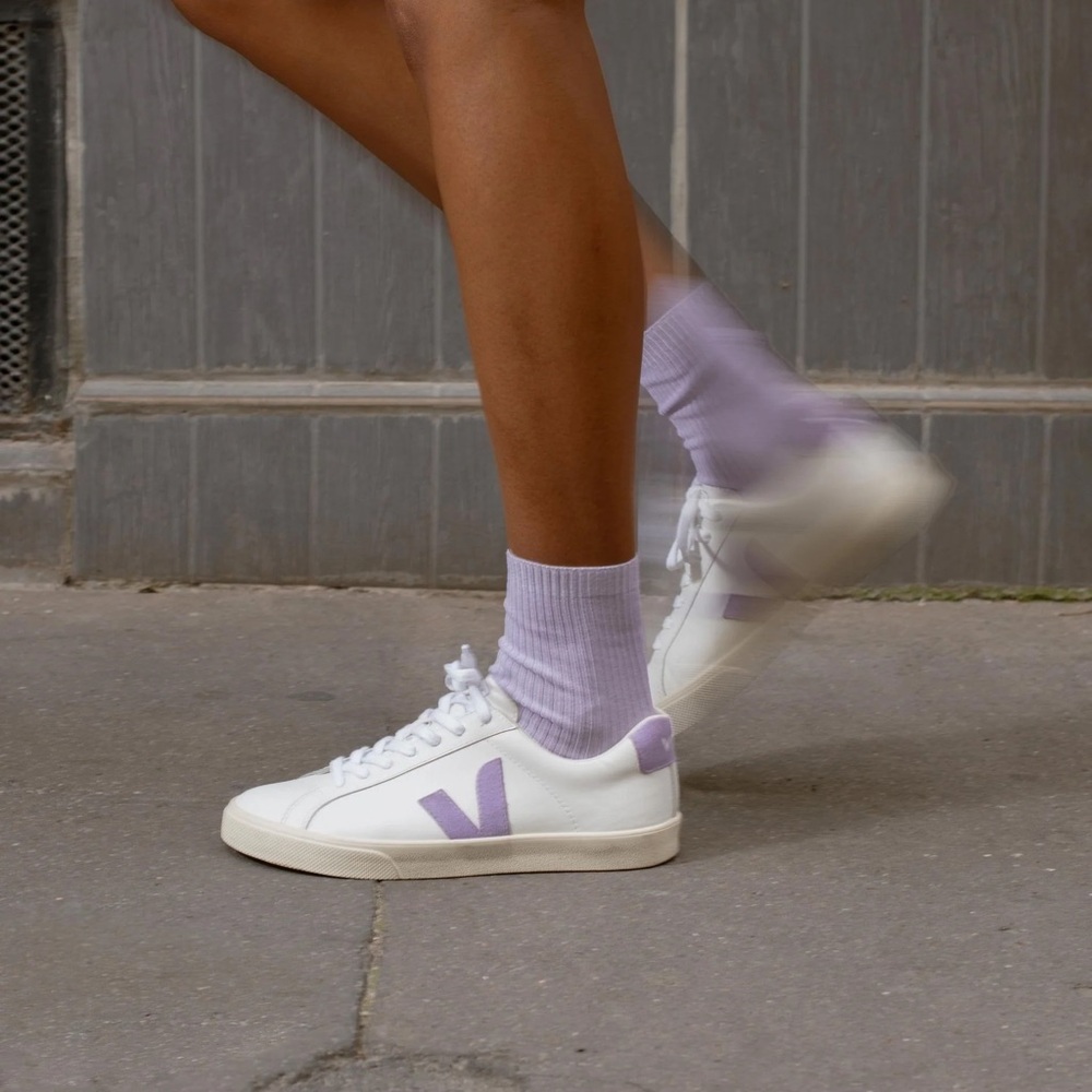 Veja Esplar Leather Sneakers in Lavender (Lavande)
